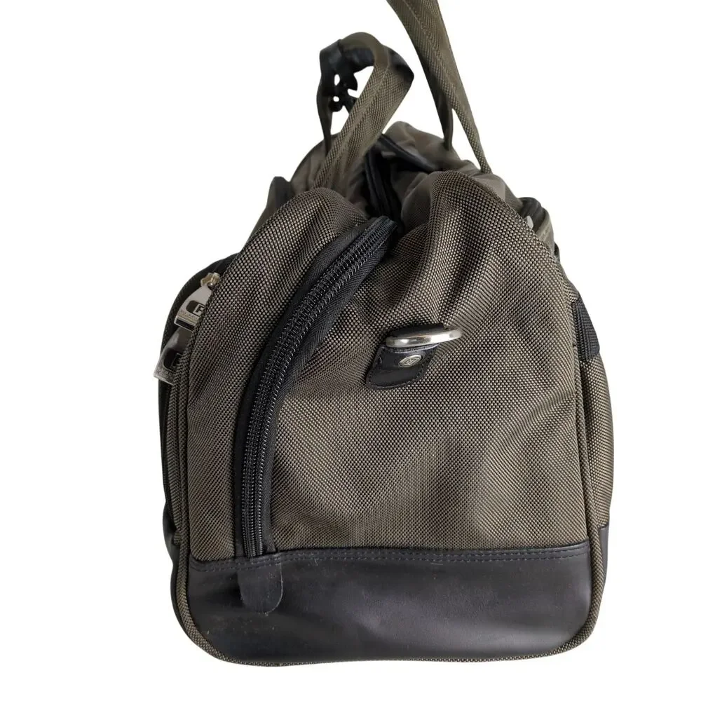 Kenneth Cole Reaction Brown Travel Luggage Duffle Bag Carry-On 19x11x10